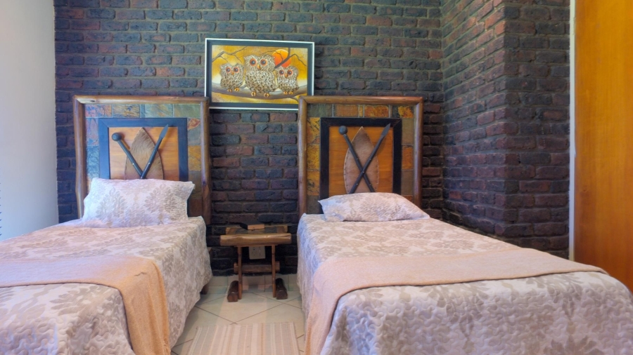 4 Bedroom Property for Sale in Safari Gardens North West